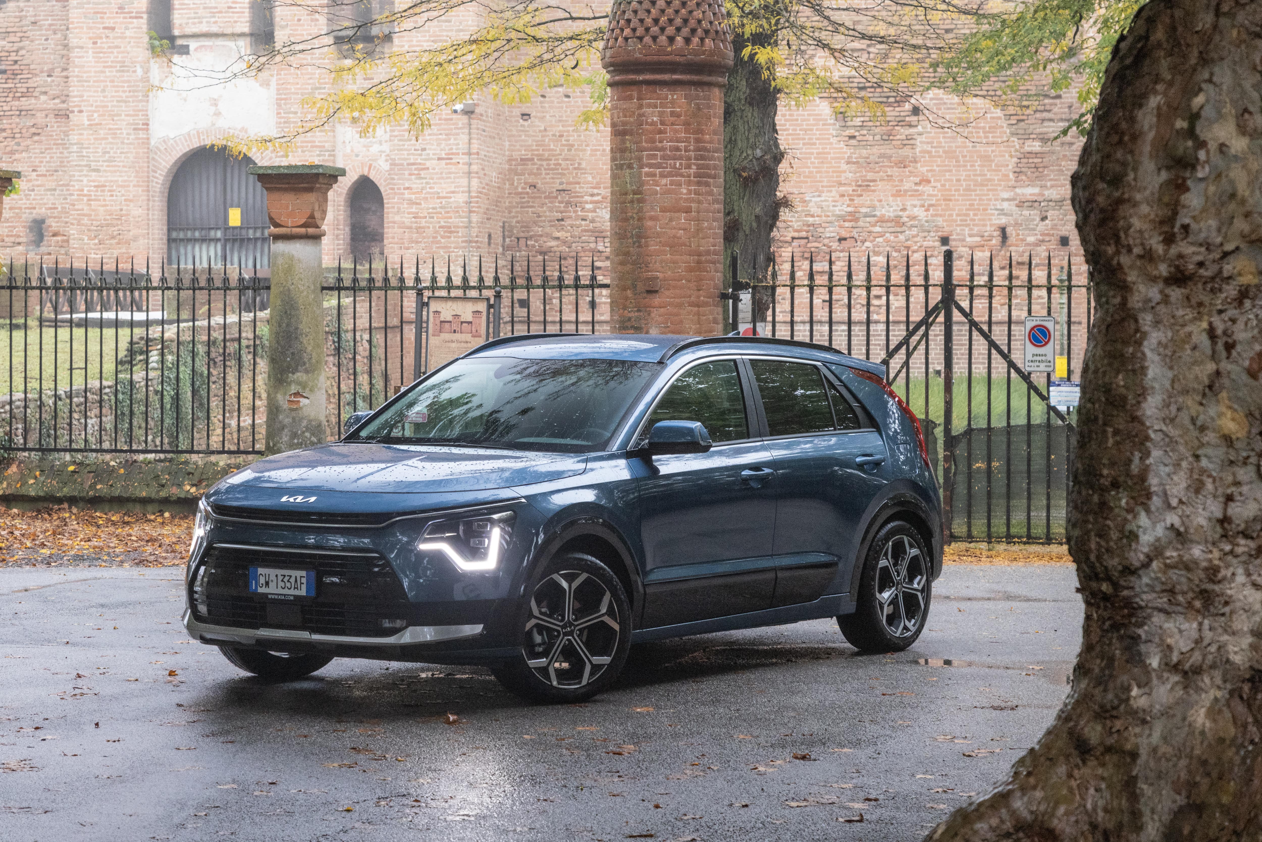 Debutta Kia Niro Tri-Fuel, il primo full-hybrid GPL della casa